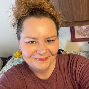 Meet your Posher, Stacy